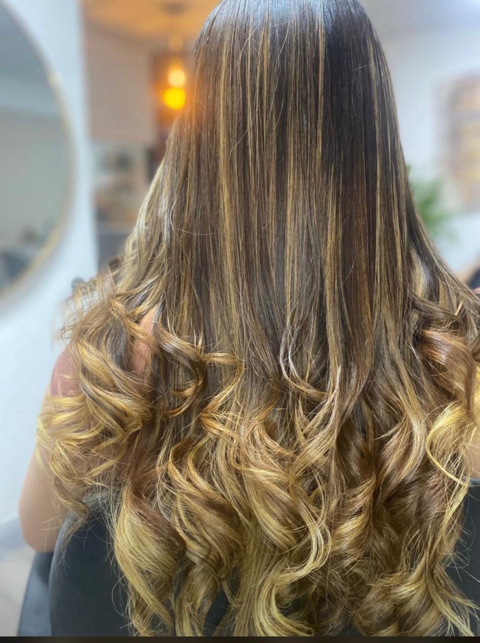 Balayage rubio dorado
